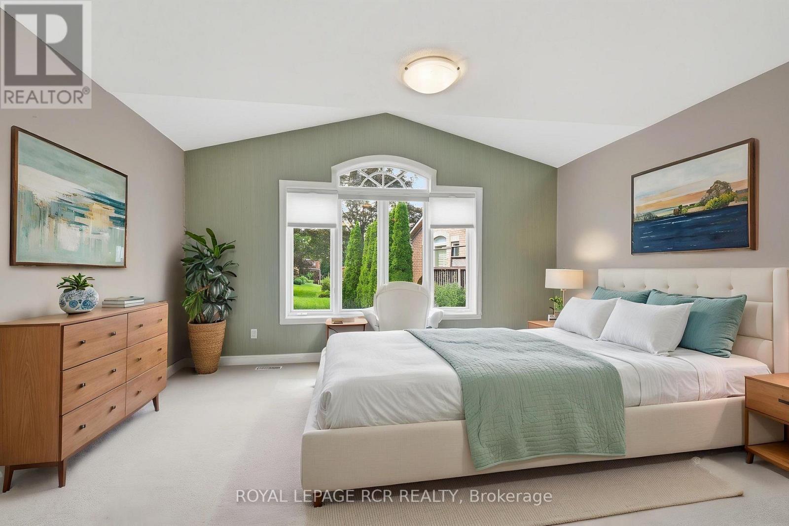 #2 46 SUNSET BOULEVARD - Image 18