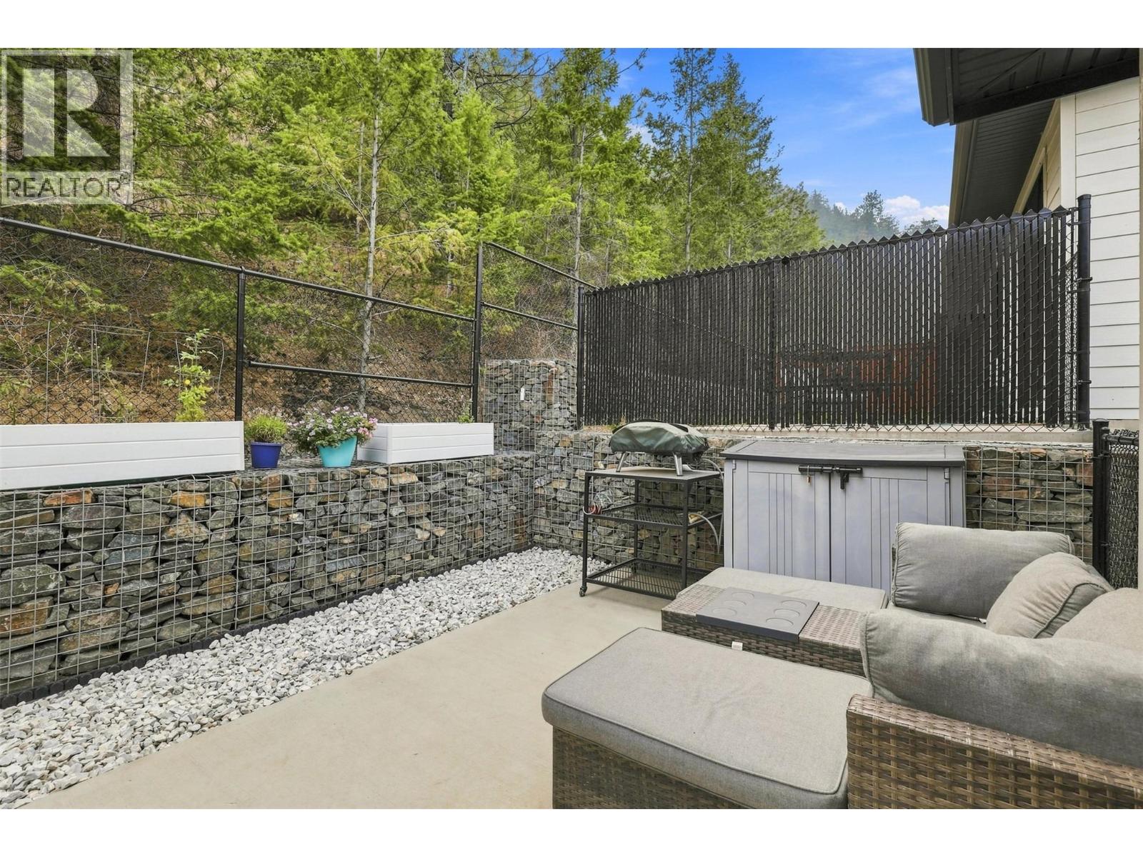 #129 1799 BABINE Avenue - 16