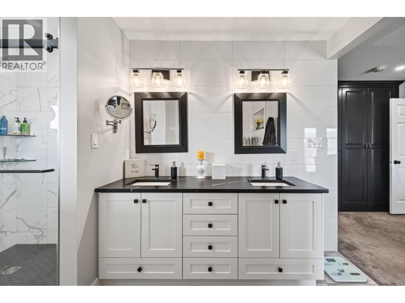 5657 BEATON Road - 17