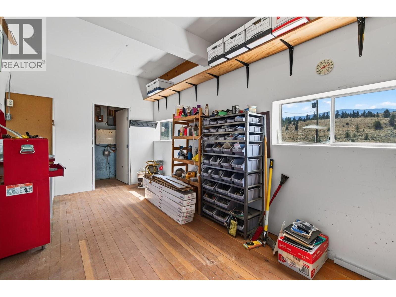 5657 BEATON Road - 87