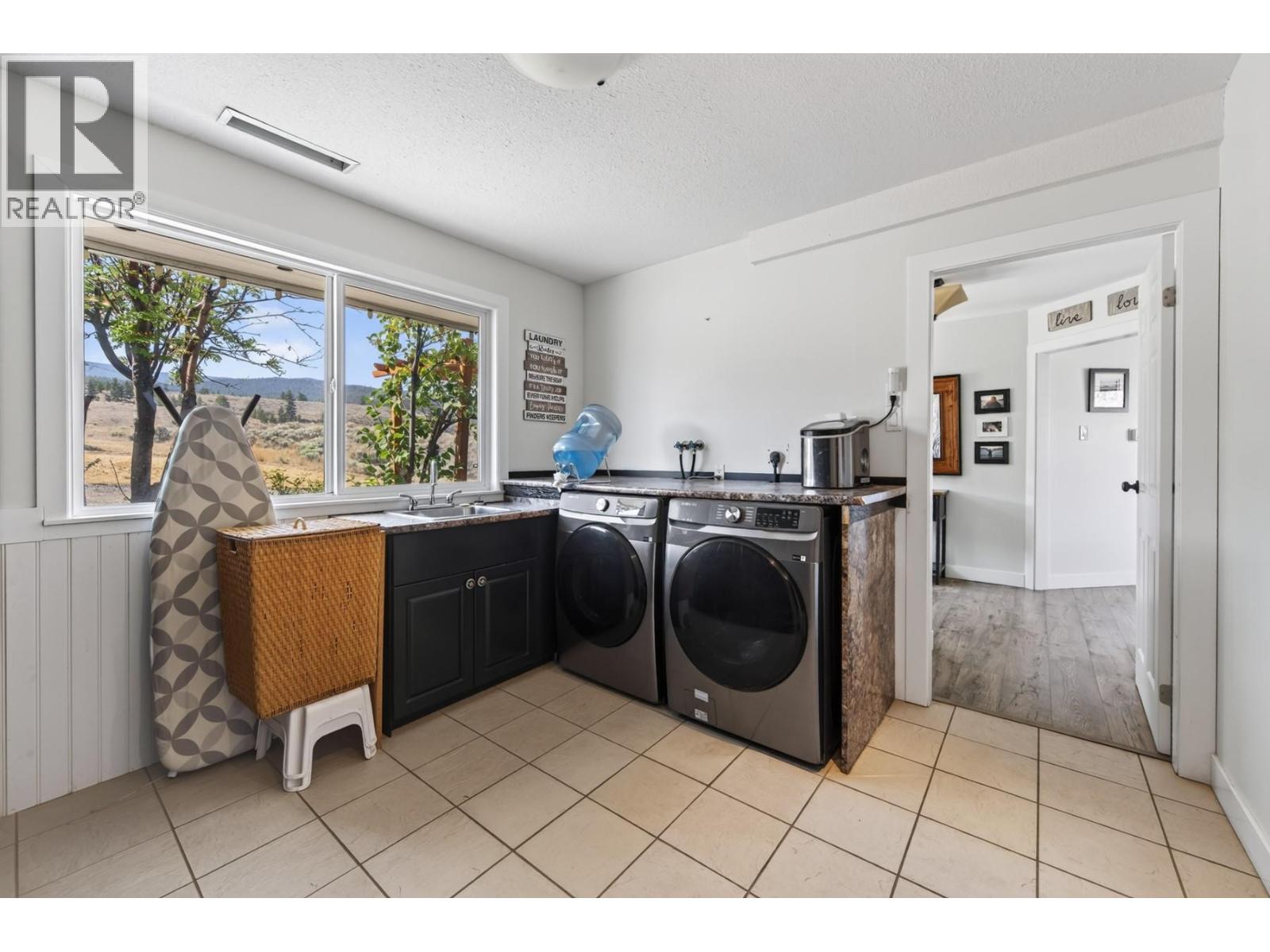 5657 BEATON Road - Image 29