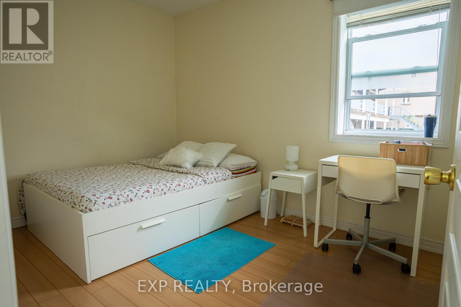 971 LANSDOWNE AVENUE - 11