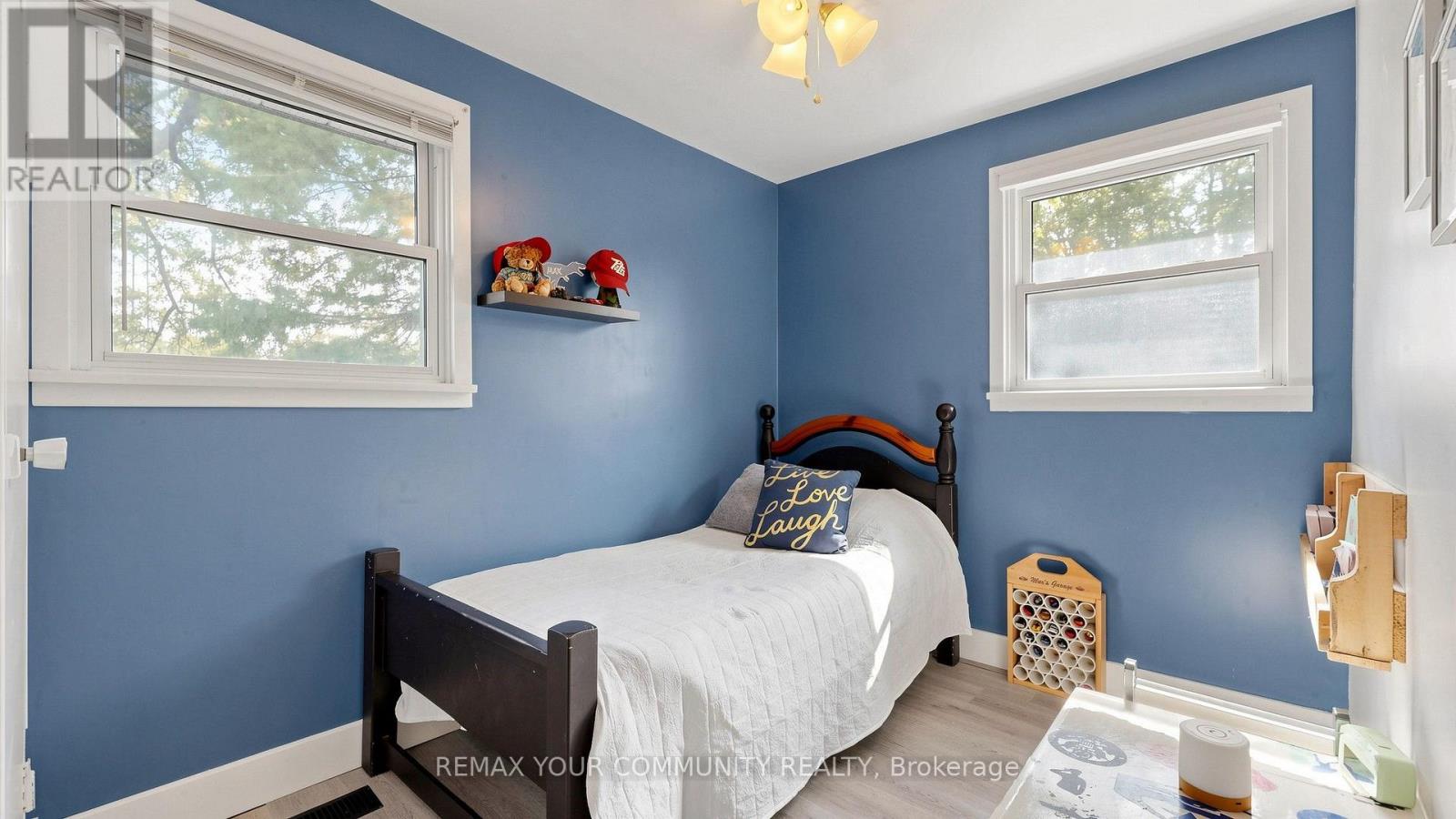 675 LUNDYS LANE - Image 19