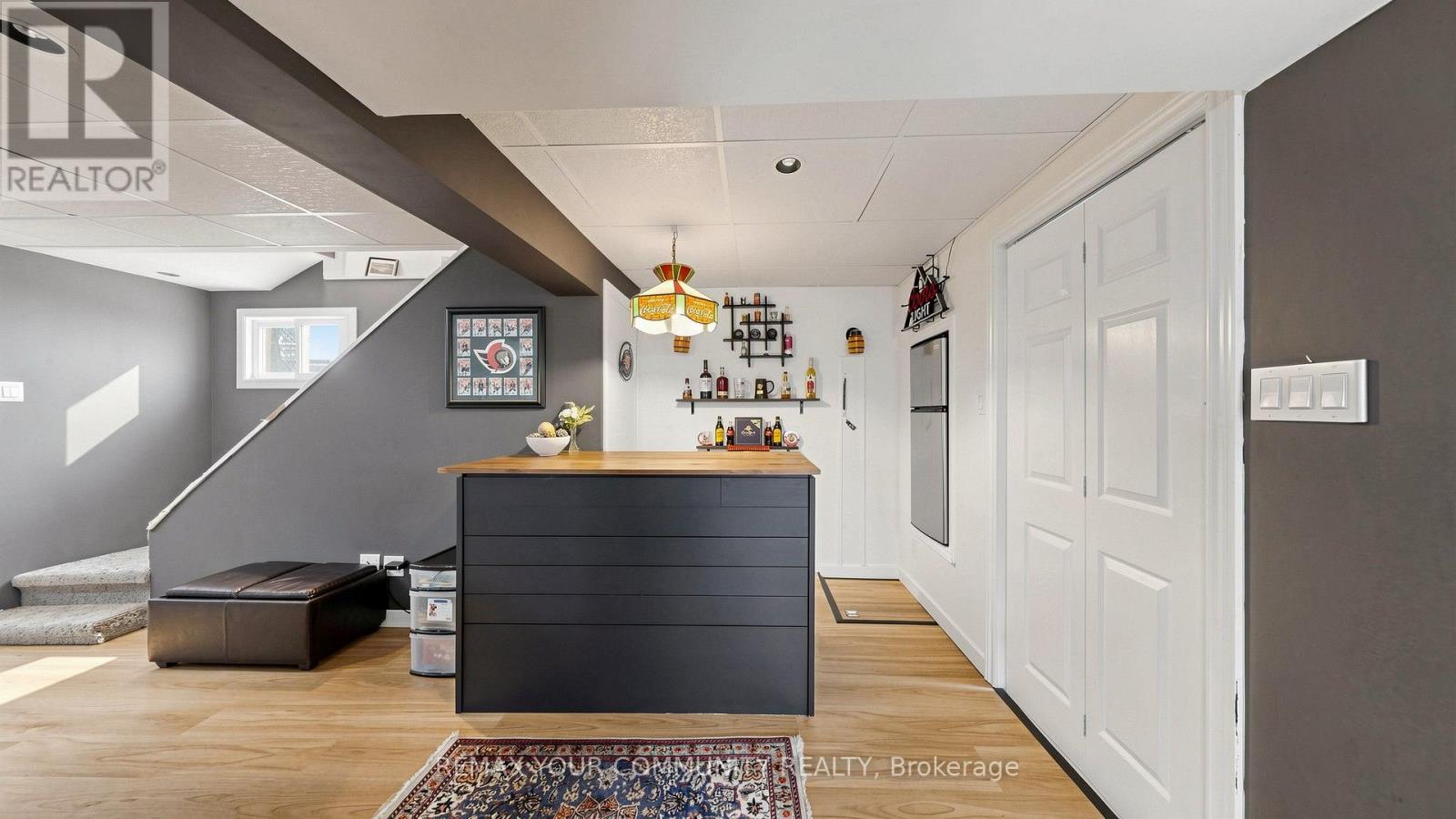 675 LUNDYS LANE - Image 27