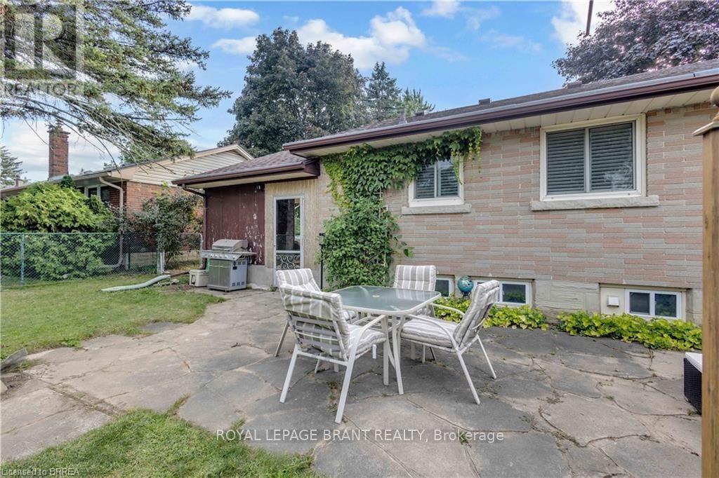 18 KINGSMOUNT CRESCENT - Image 31