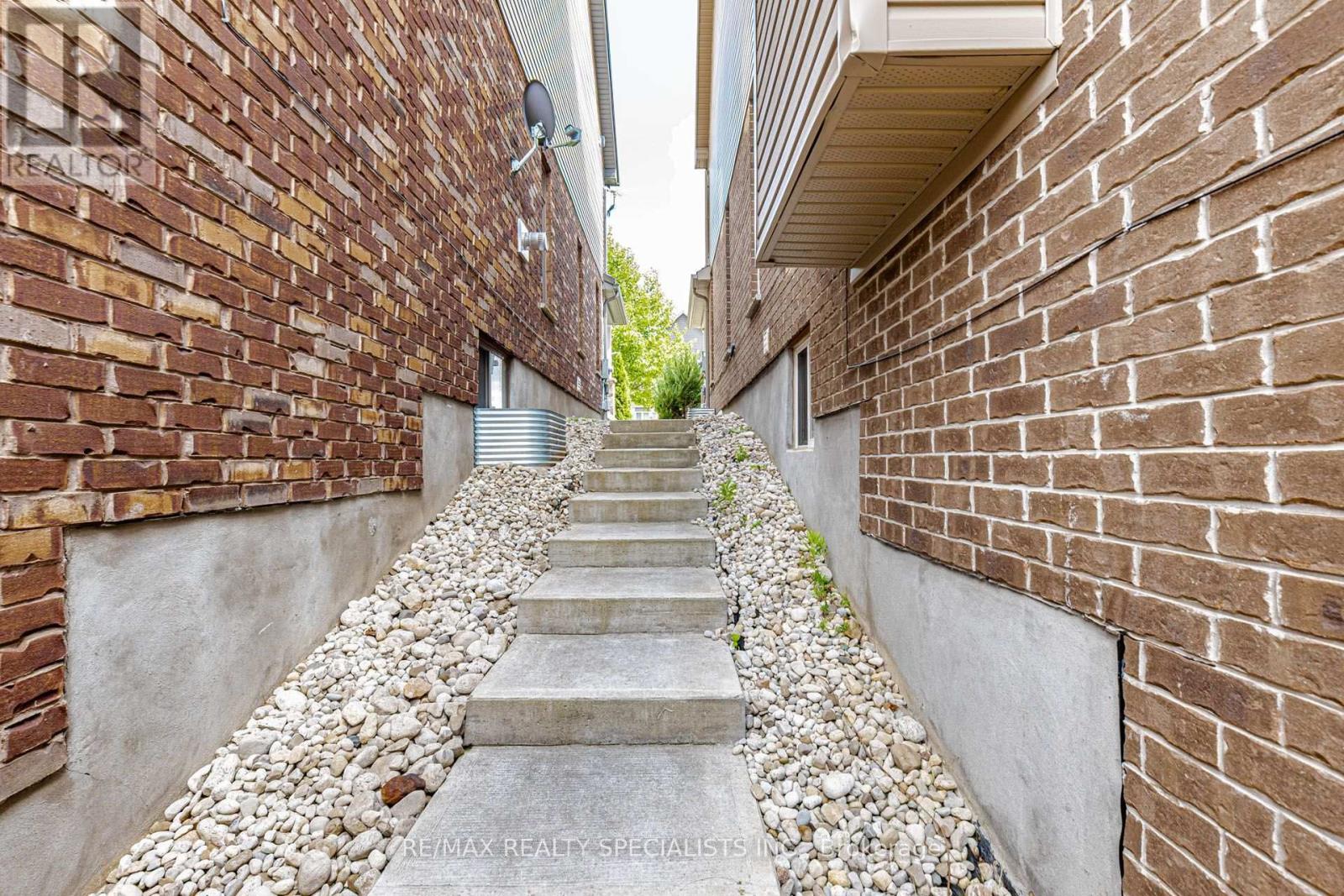 117 NORMA CRESCENT - 46