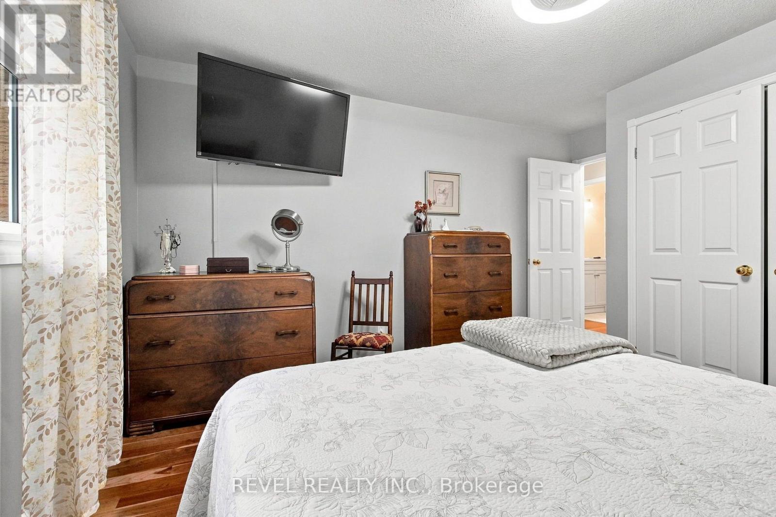 445 NICKERSON DRIVE - Image 16