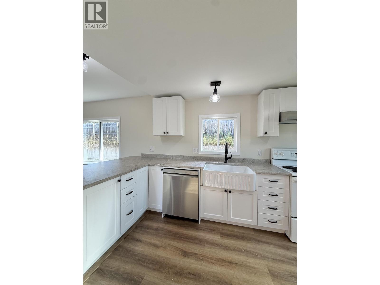 1018 OPAL STREET - Image 13