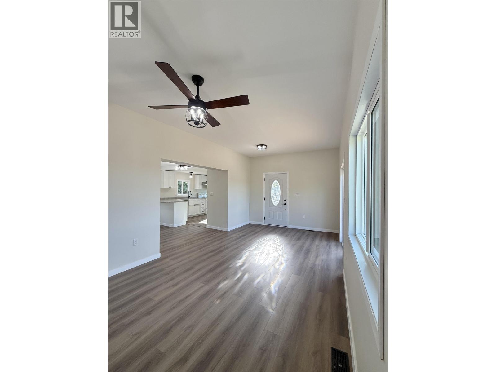 1018 OPAL STREET - Image 8