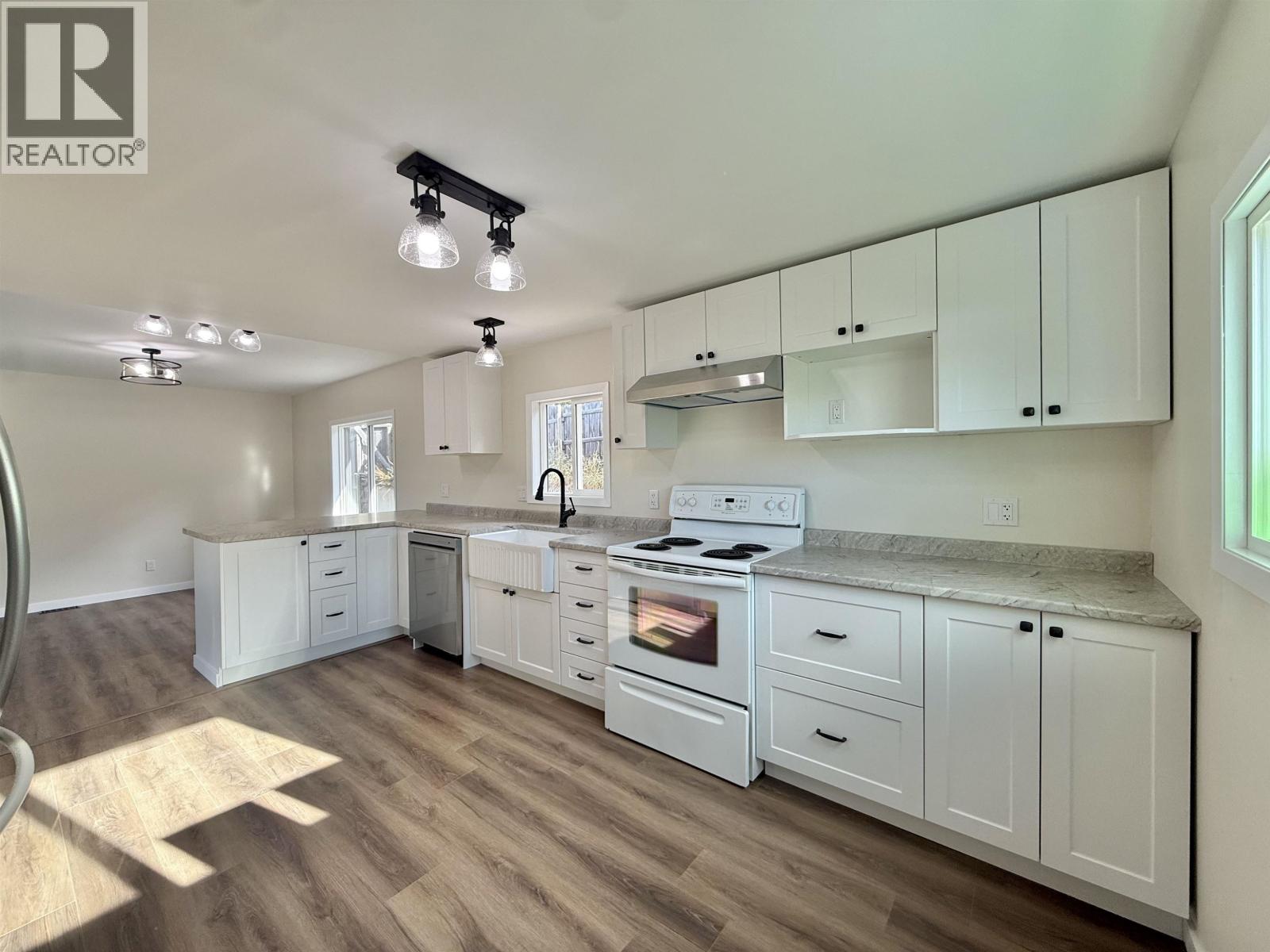 1018 OPAL STREET - Image 16