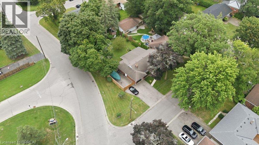 37 BURKE Avenue - Image 4