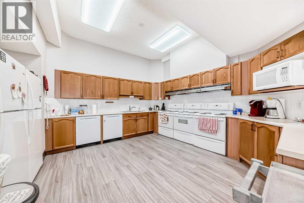3202 Sienna Park Green SW - 40