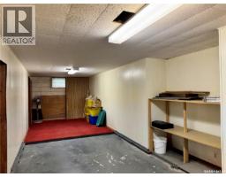 260 Angus Street, Regina, SK S4R3K4 Photo 8