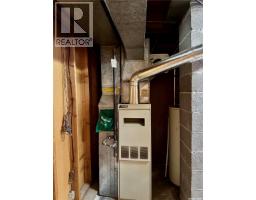 260 Angus Street, Regina, SK S4R3K4 Photo 11
