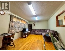 260 Angus STREET, Regina — photo 2