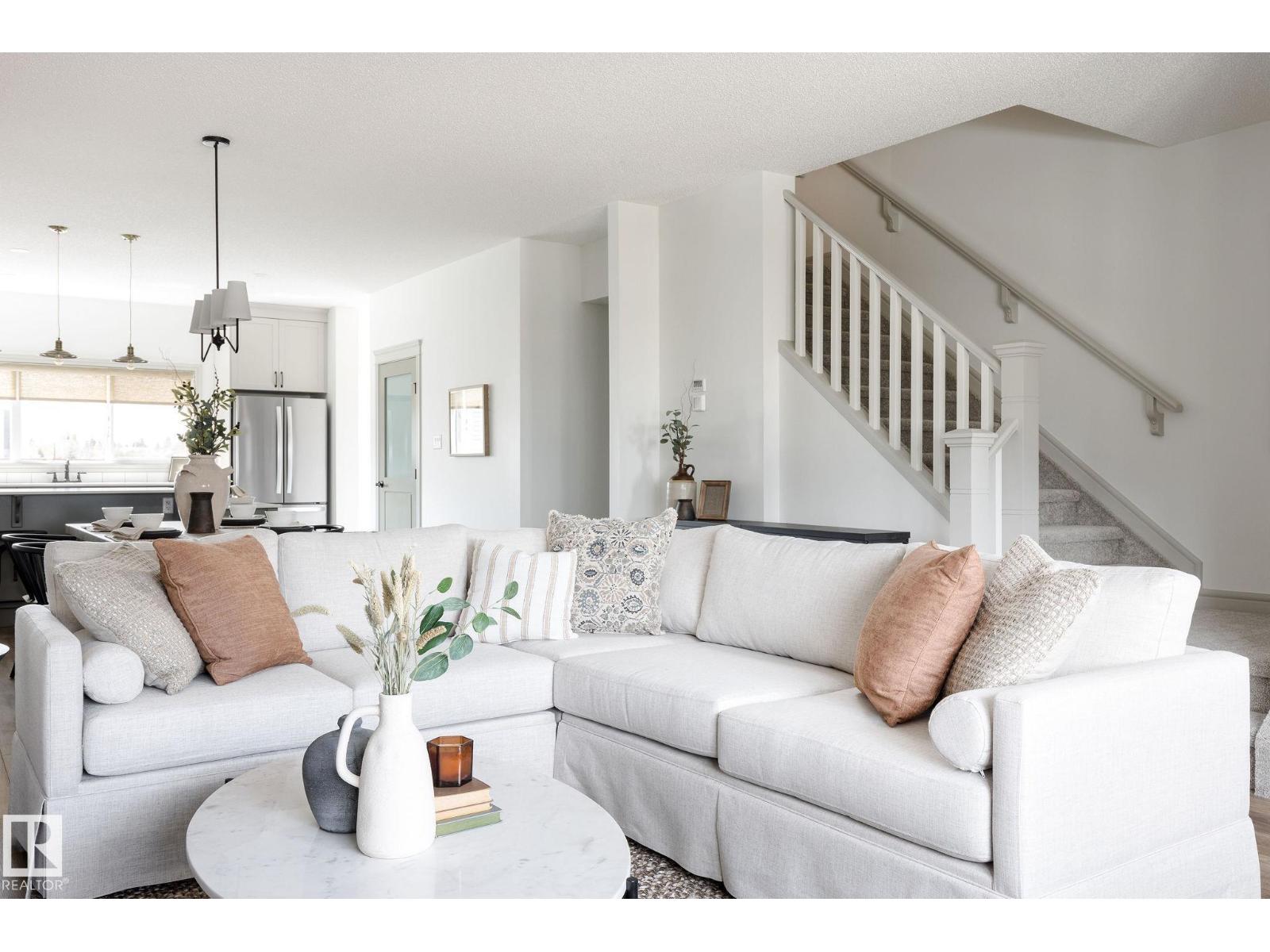 21204 25 AV NW - 4