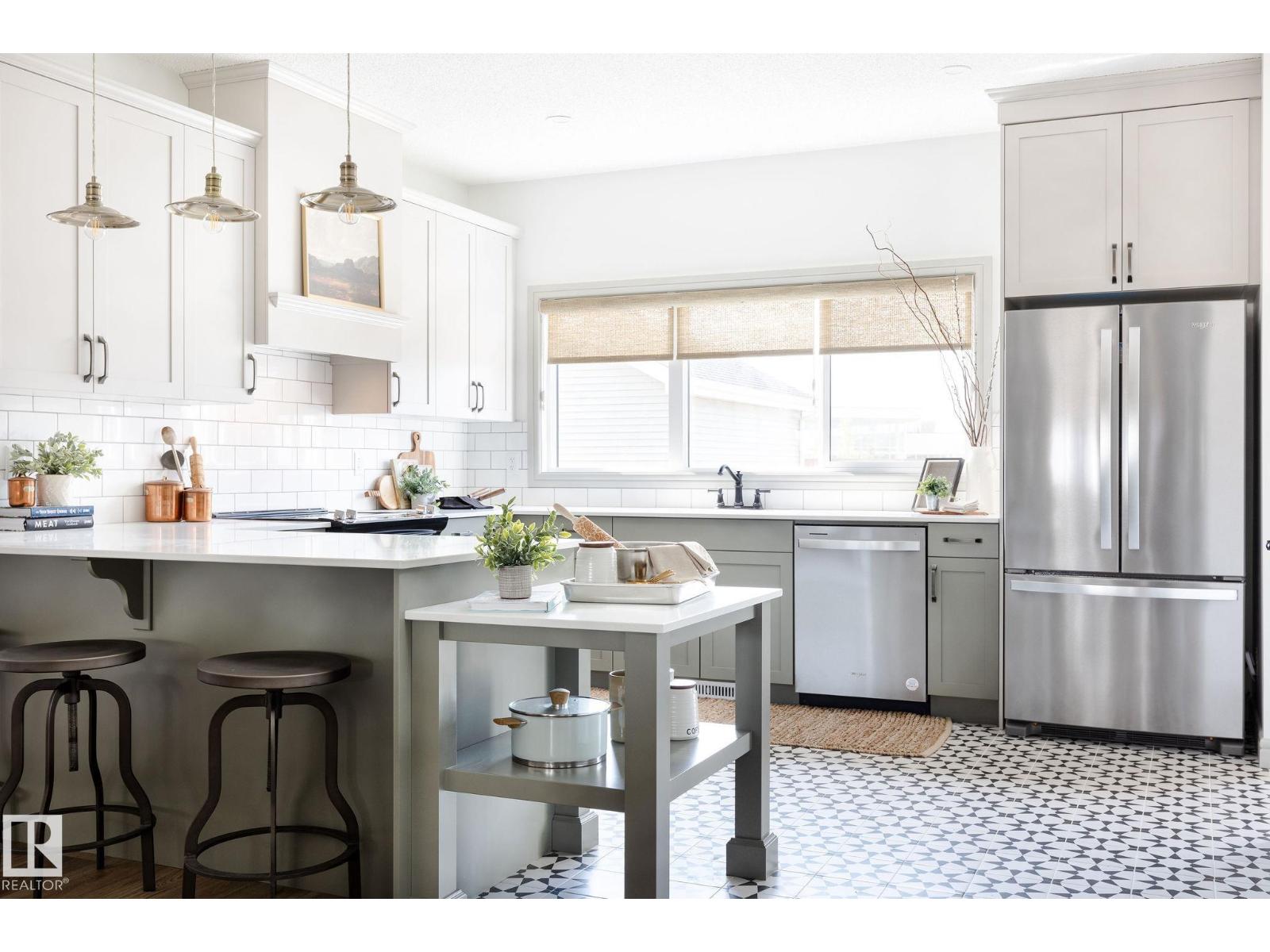21204 25 AV NW - 8