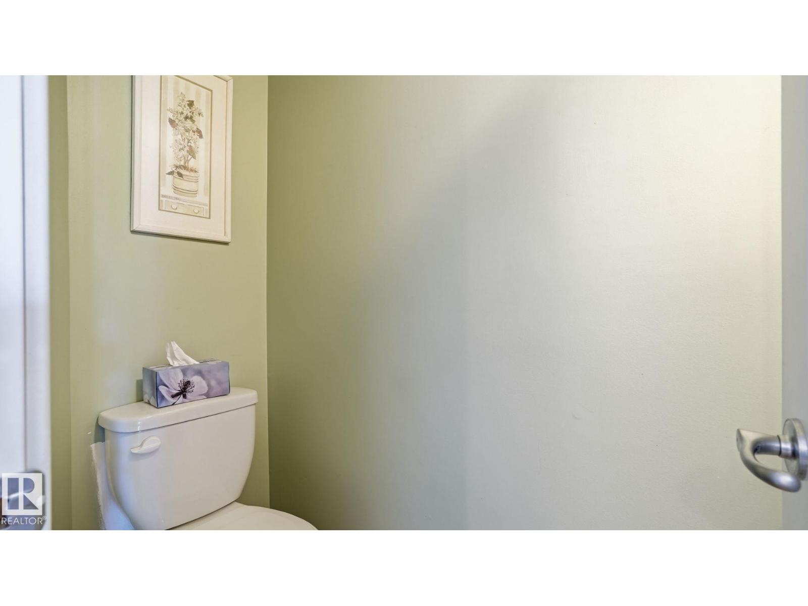717 VILLAGE DR - Image 13