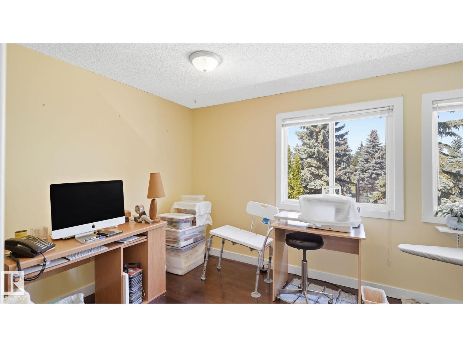 717 VILLAGE DR - Image 18