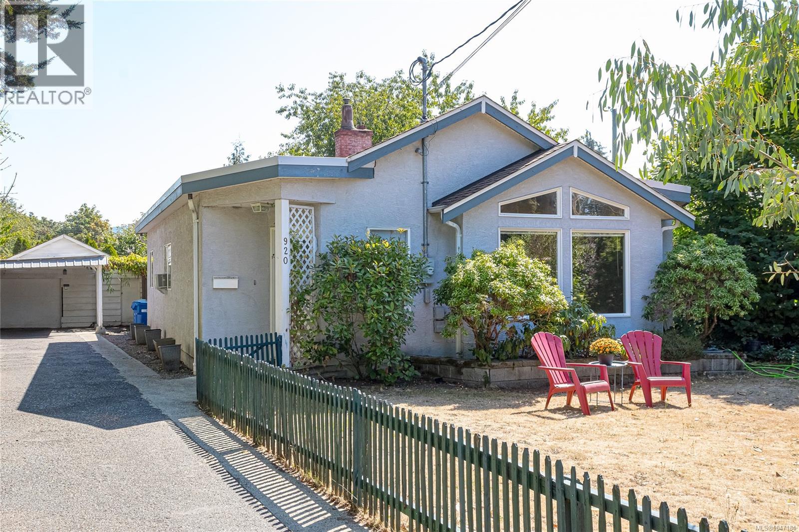 920 McDonald St - 1