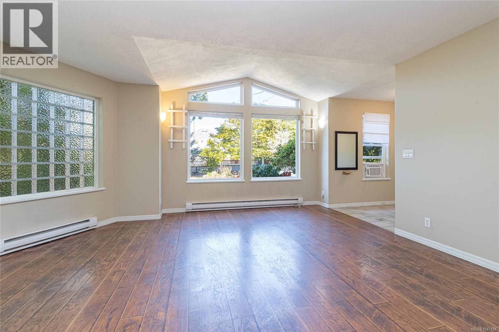 920 McDonald St - Image 13