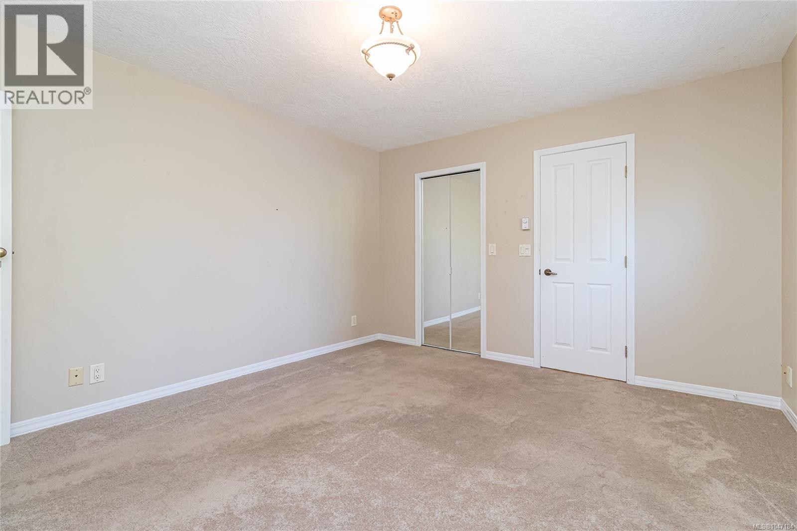 920 McDonald St - Image 34