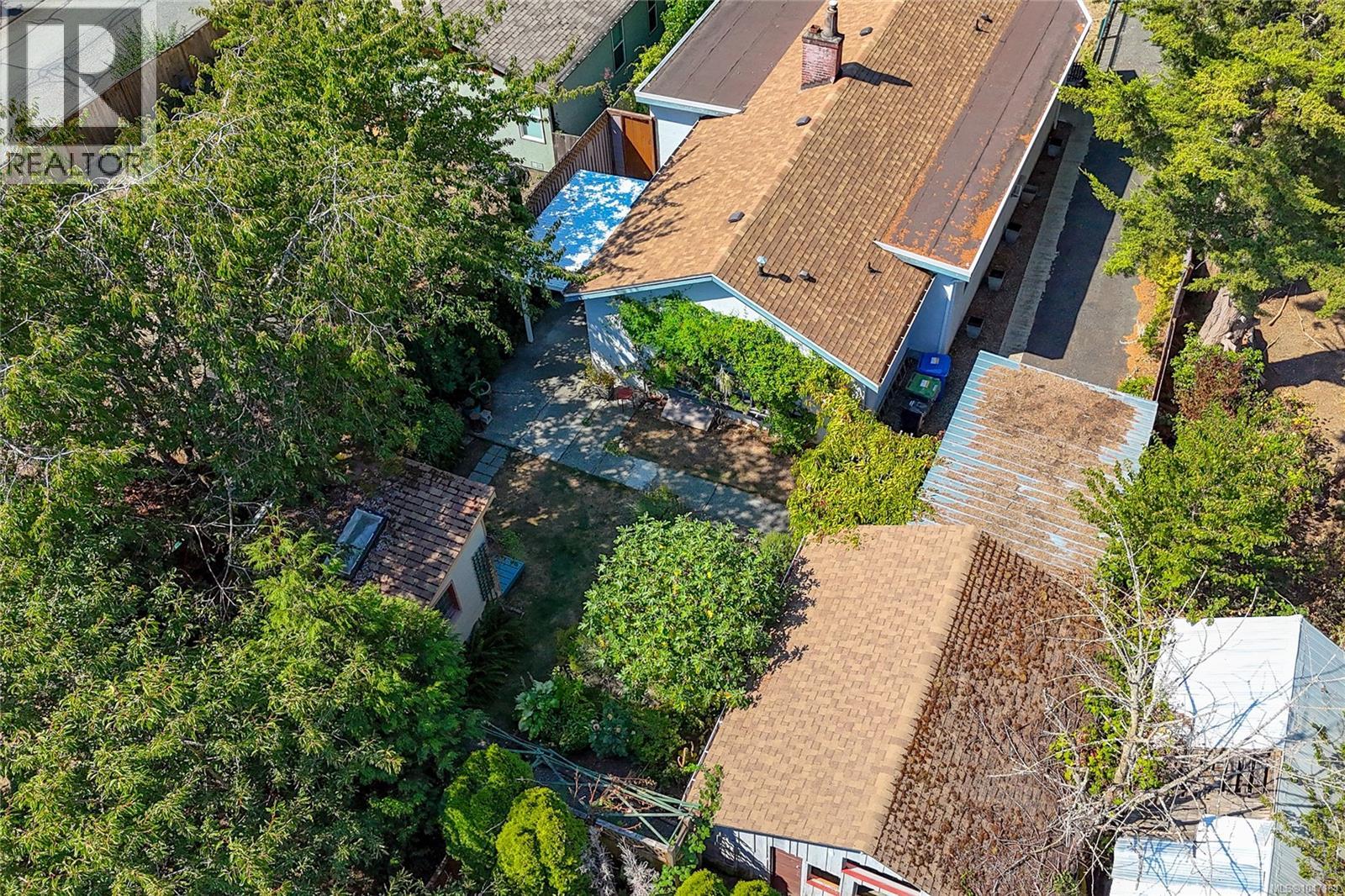 920 McDonald St - Image 56