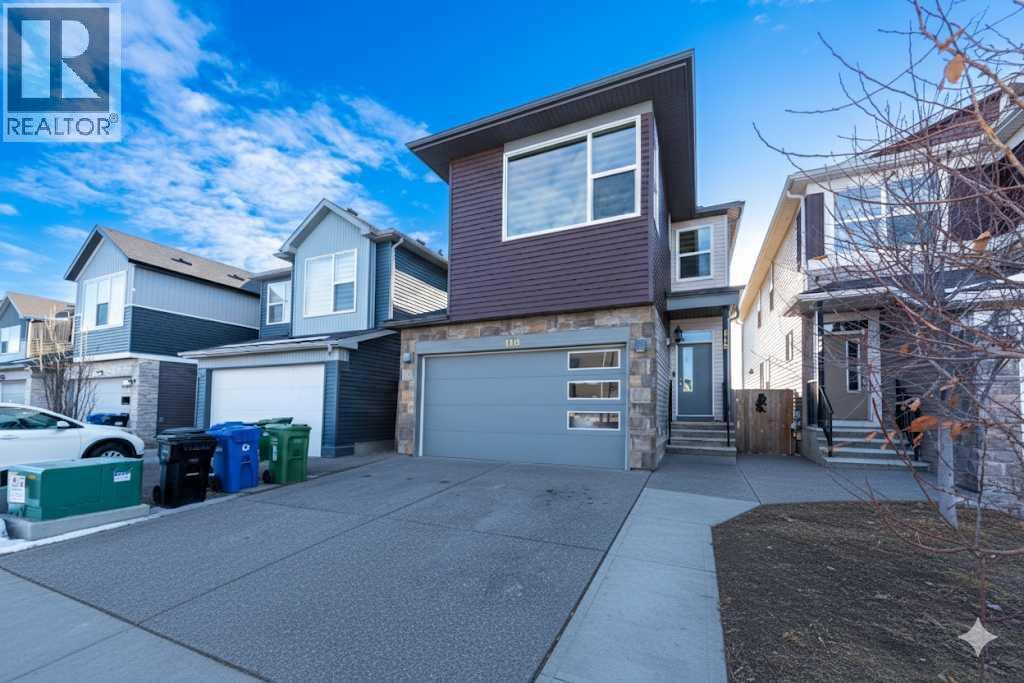 Property for sale at 115 Savanna Parade NE