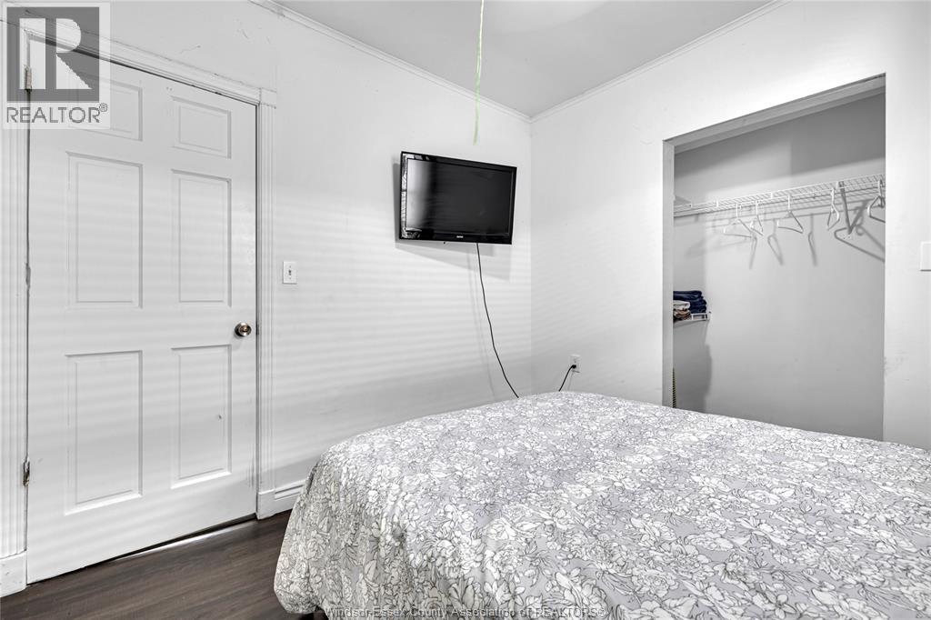 1757 PIERRE AVENUE - 14