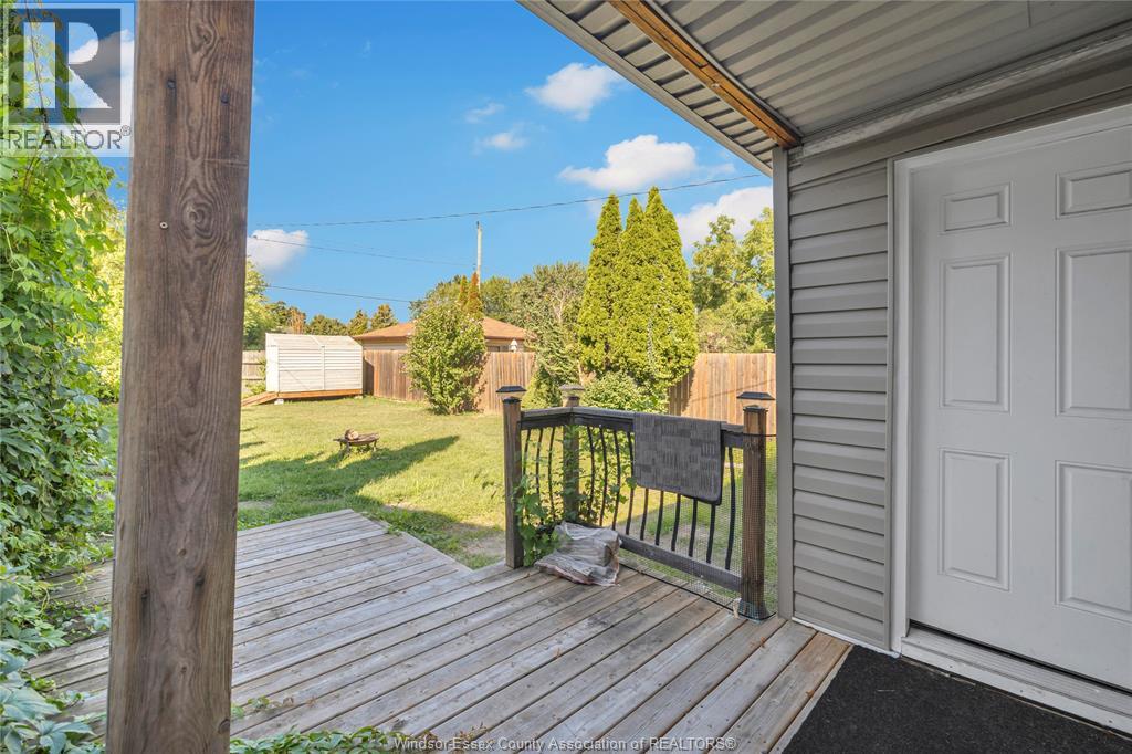 1757 PIERRE AVENUE - 19