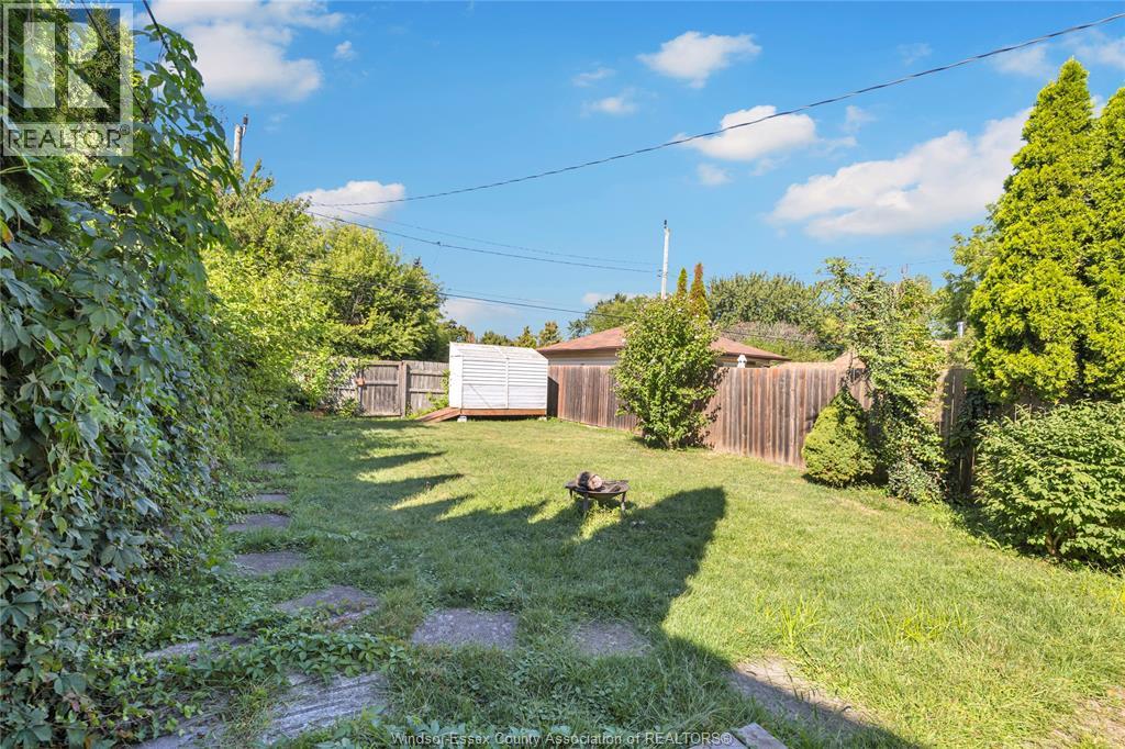 1757 PIERRE AVENUE - 20
