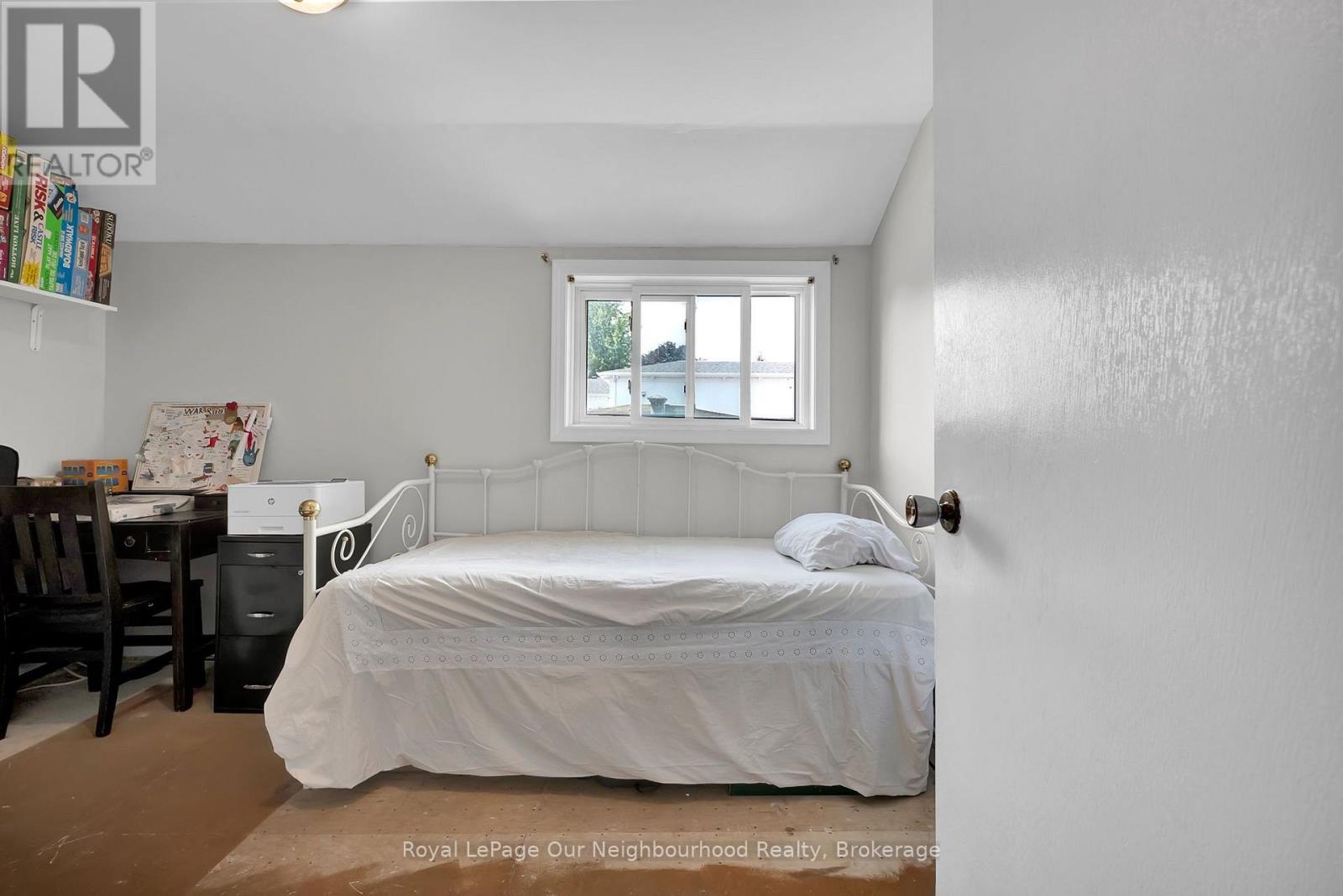 66 WELLINGTON STREET - Image 22