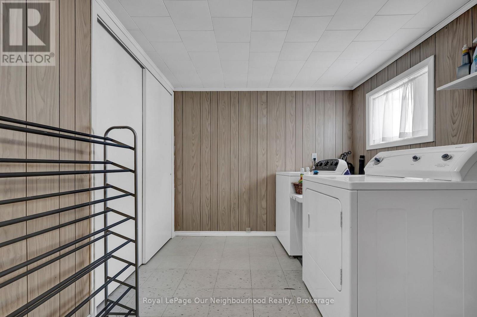 66 WELLINGTON STREET - Image 25
