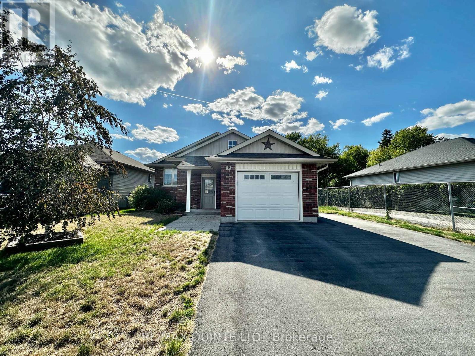 138 GREENHILL LANE, Belleville (Belleville Ward) — photo 1