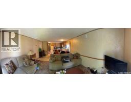 1103 Ategameg Bay, Northern Admin District, SK S0J1L0 Photo 10