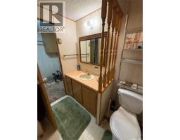 1103 Ategameg Bay, Northern Admin District, SK S0J1L0 Photo 14