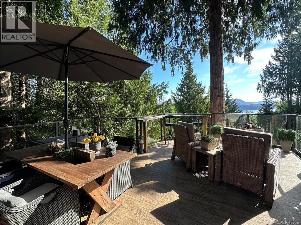 182 Devine Dr, Salt Spring