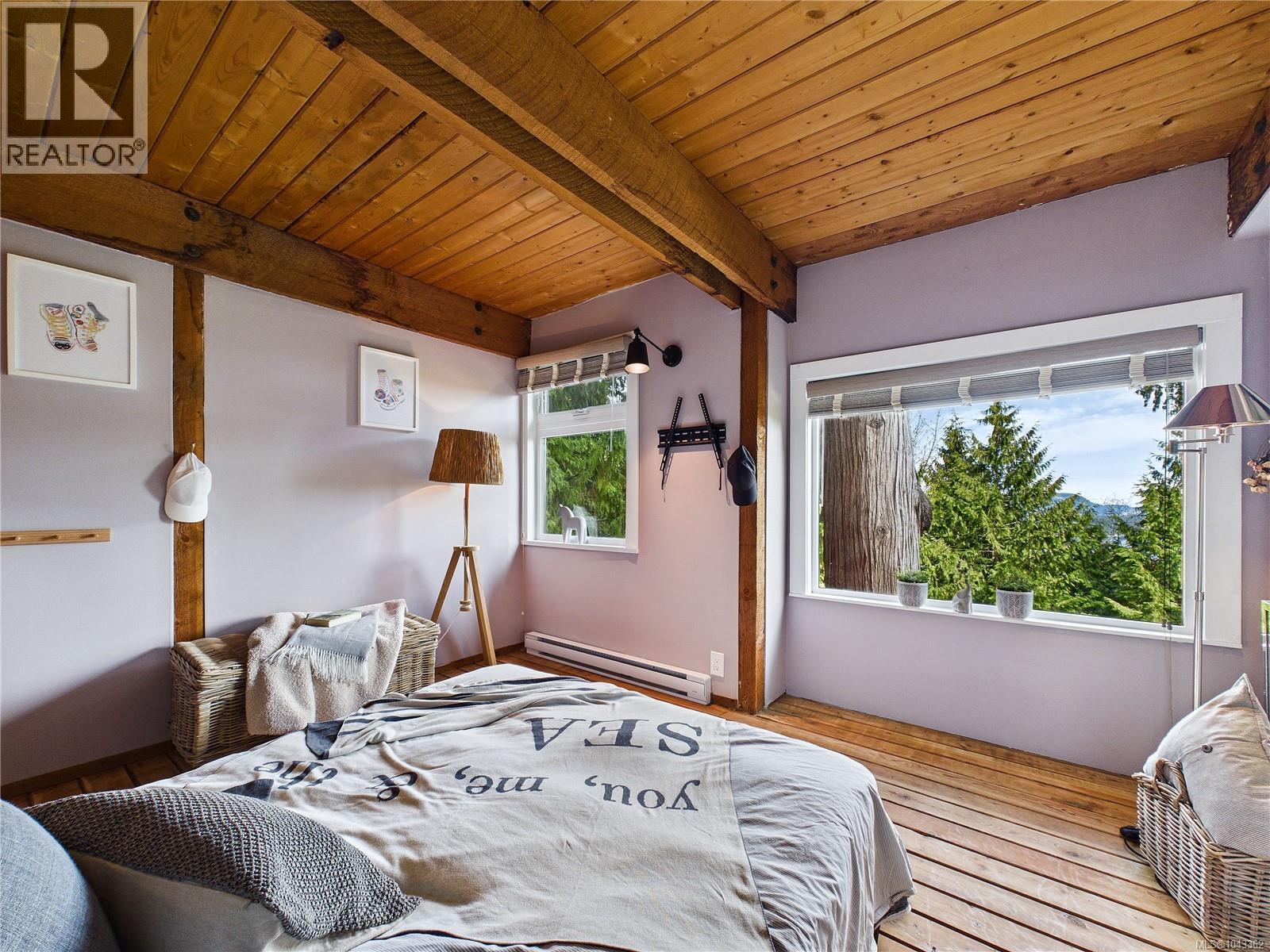 182 Devine Dr, Salt Spring