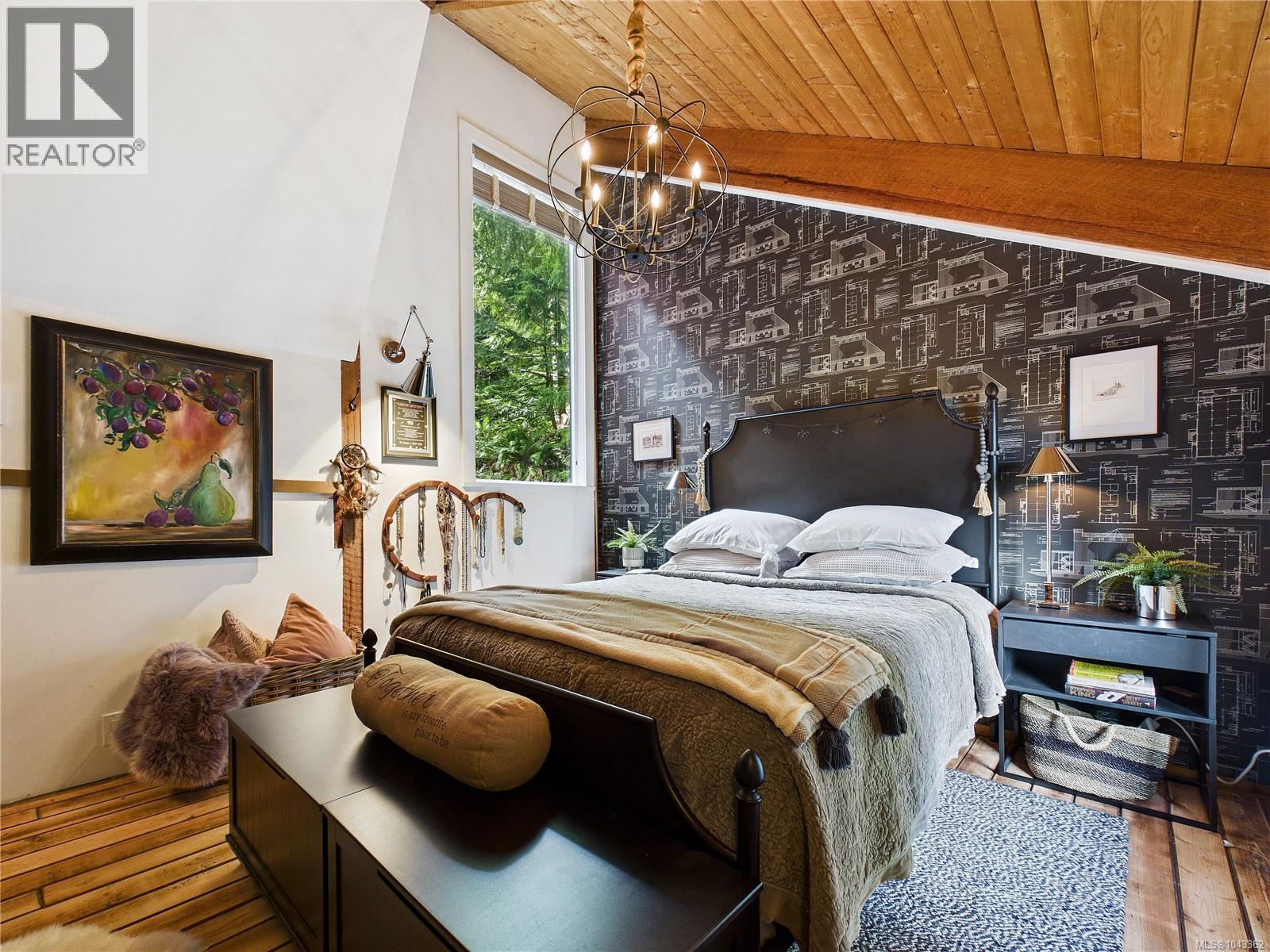 182 Devine Dr, Salt Spring