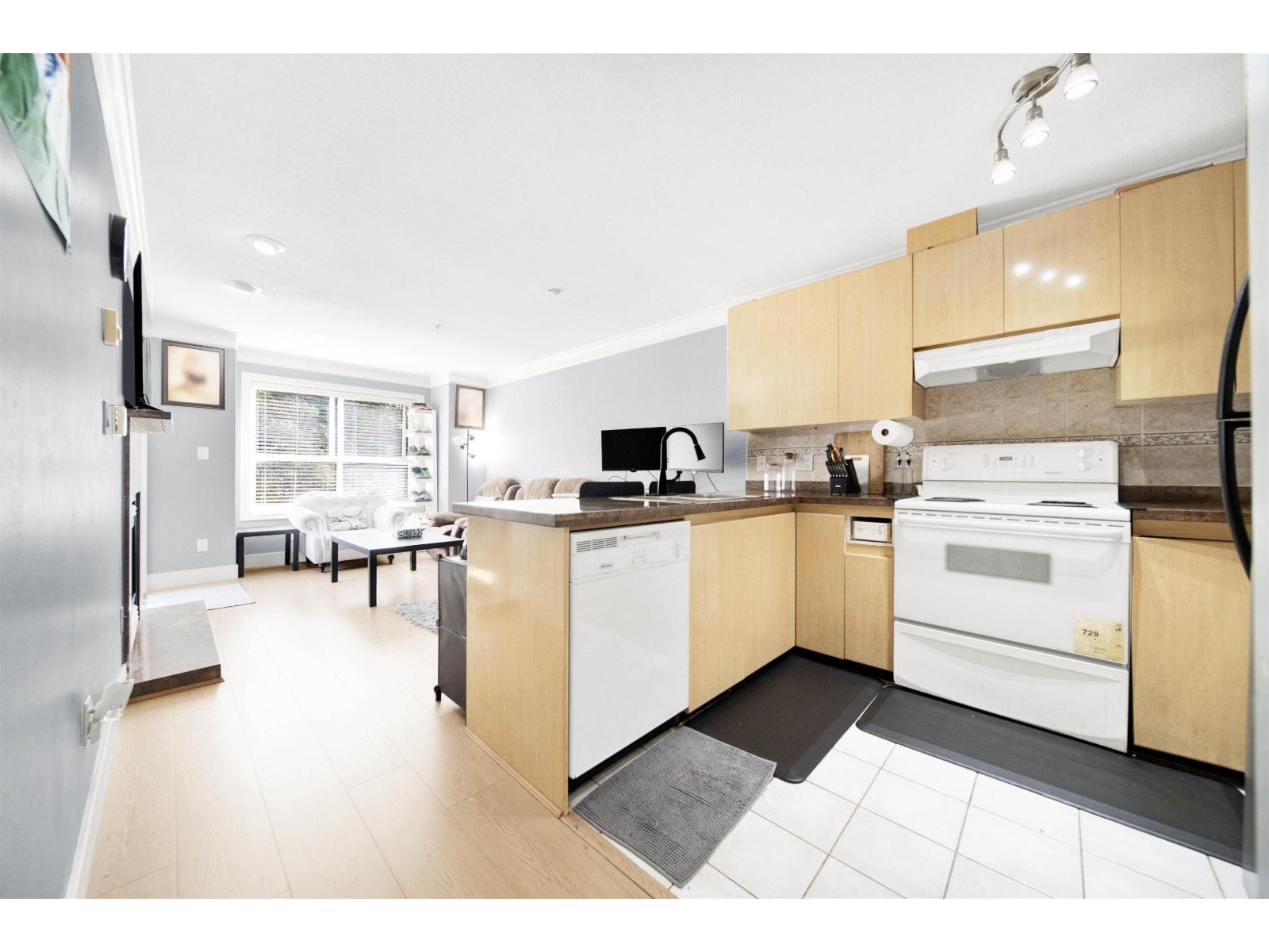 210 8115 121A STREET, Surrey