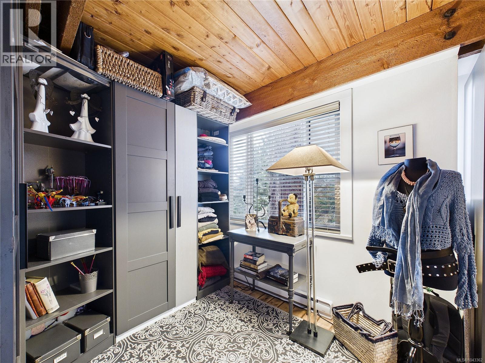182 Devine Dr, Salt Spring