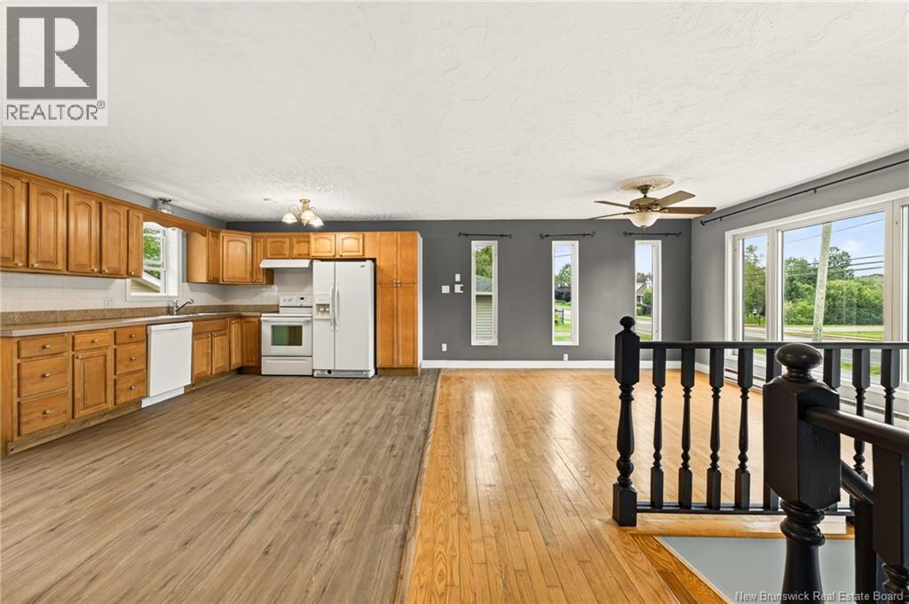 183 Thomas - Image 8