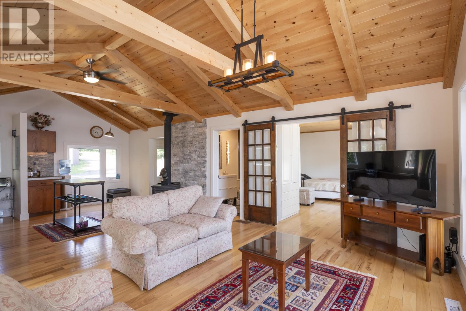 2427 Scott DR - Image 29