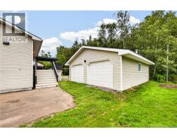 183 Thomas, Dieppe, NB E1A2C3 Photo 41