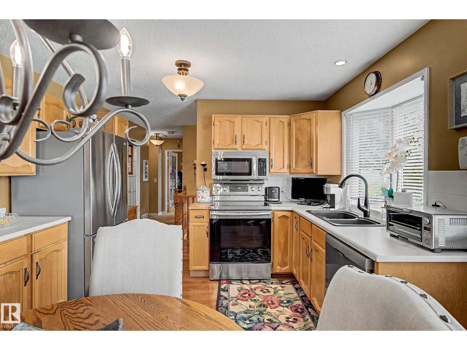10715 50 ST NW - 14