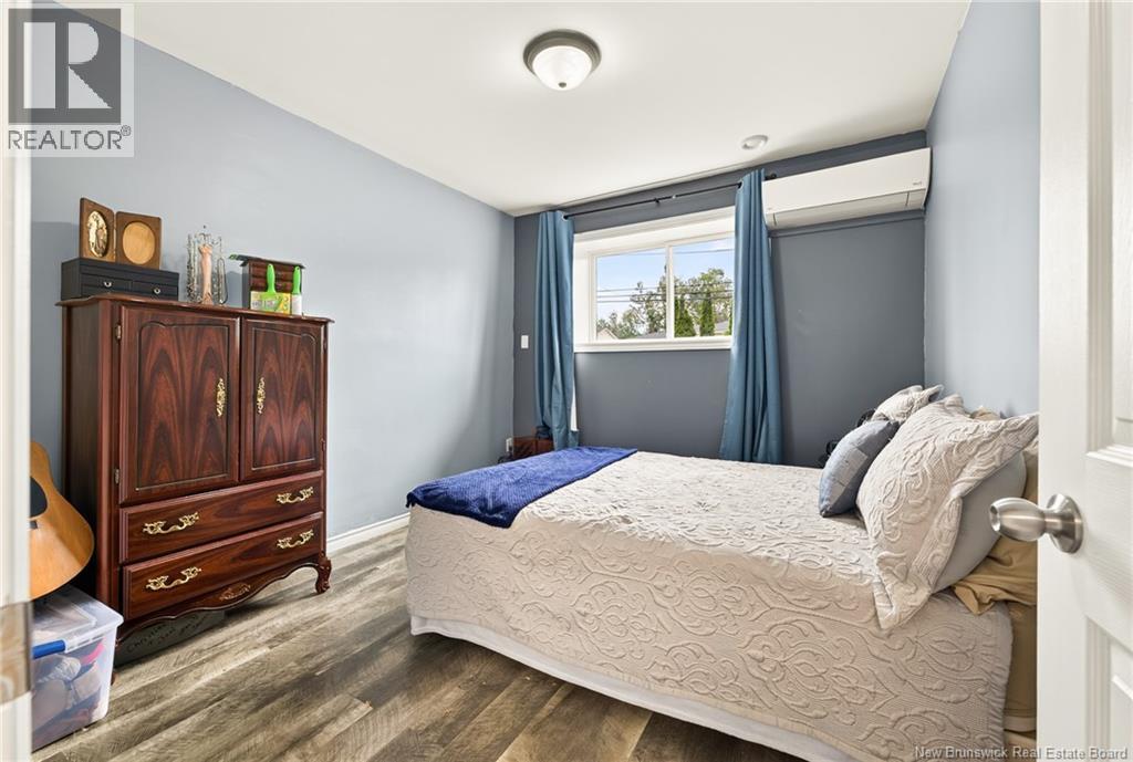 183 Thomas - Image 38