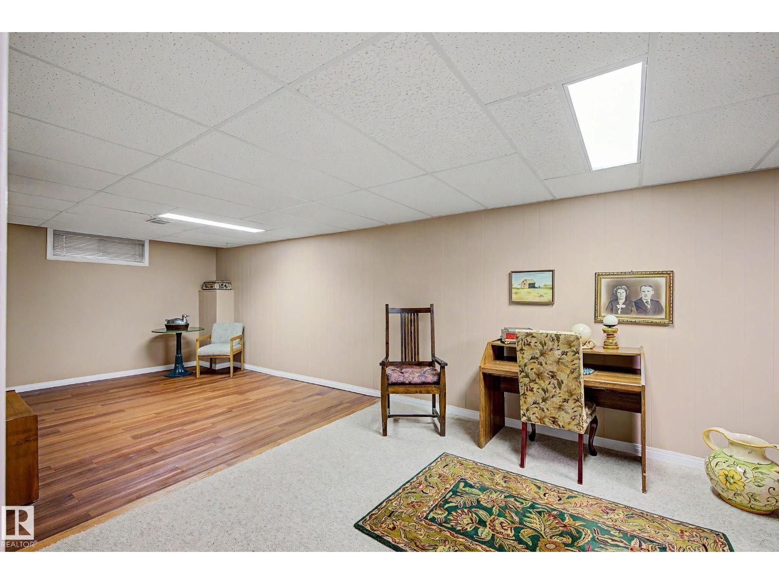10715 50 ST NW - Image 25