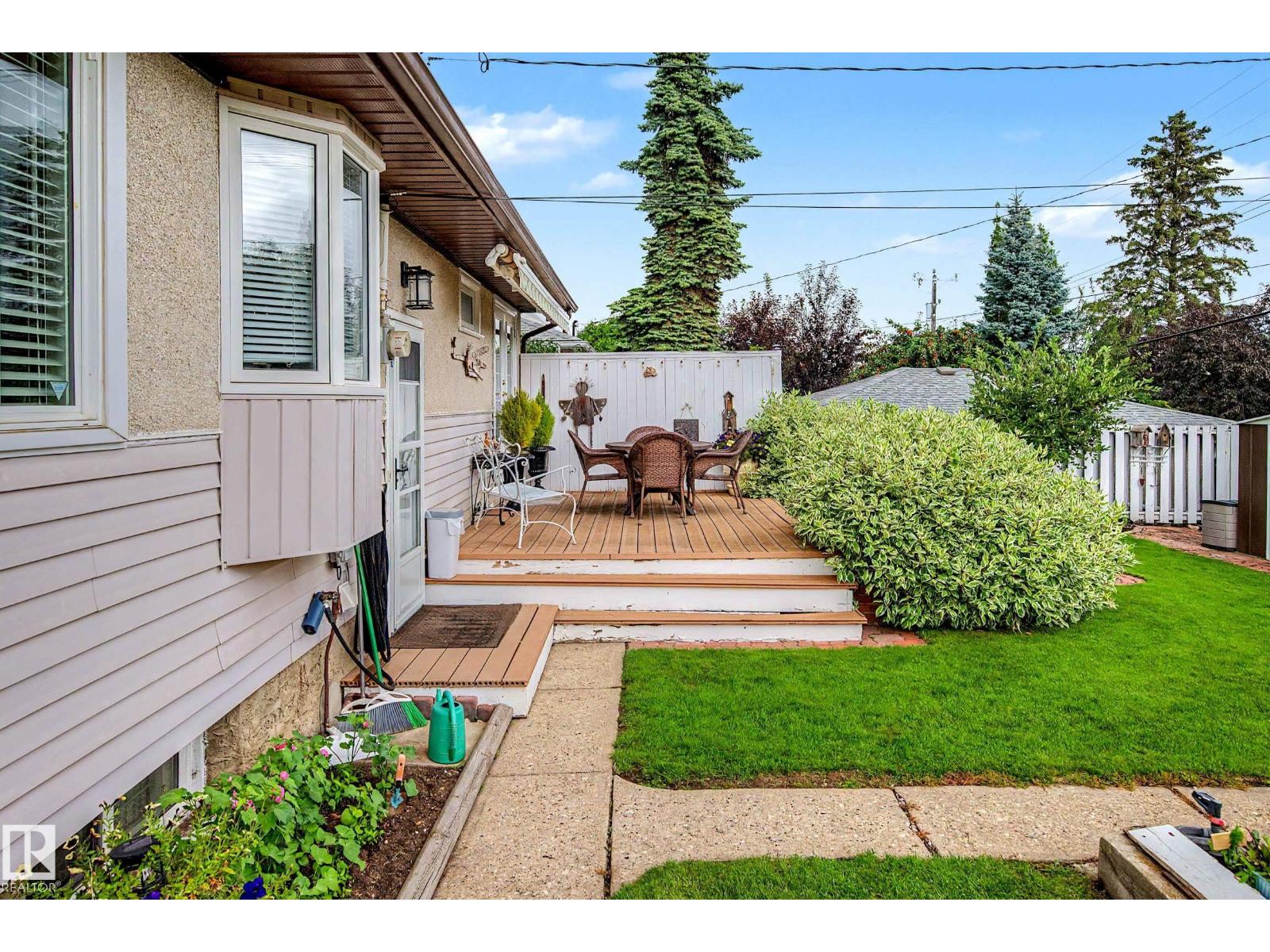 10715 50 ST NW - Image 42