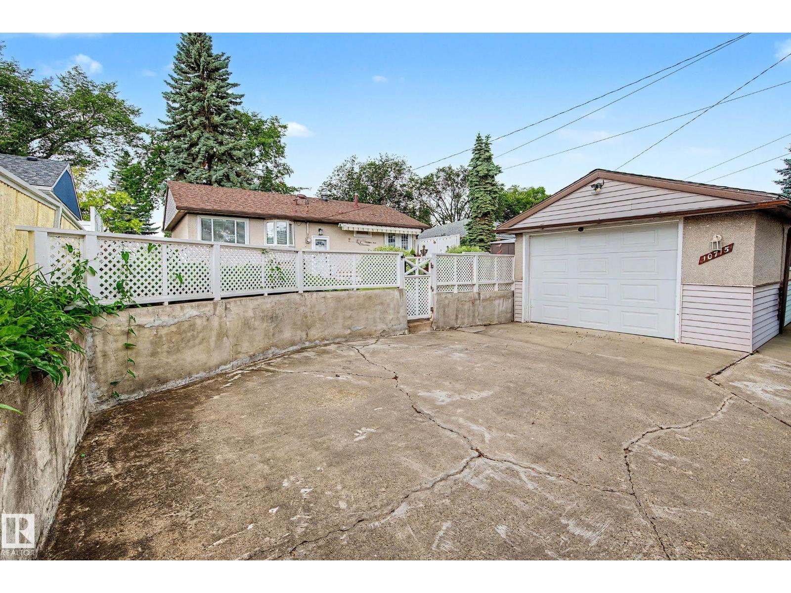 10715 50 ST NW - Image 53