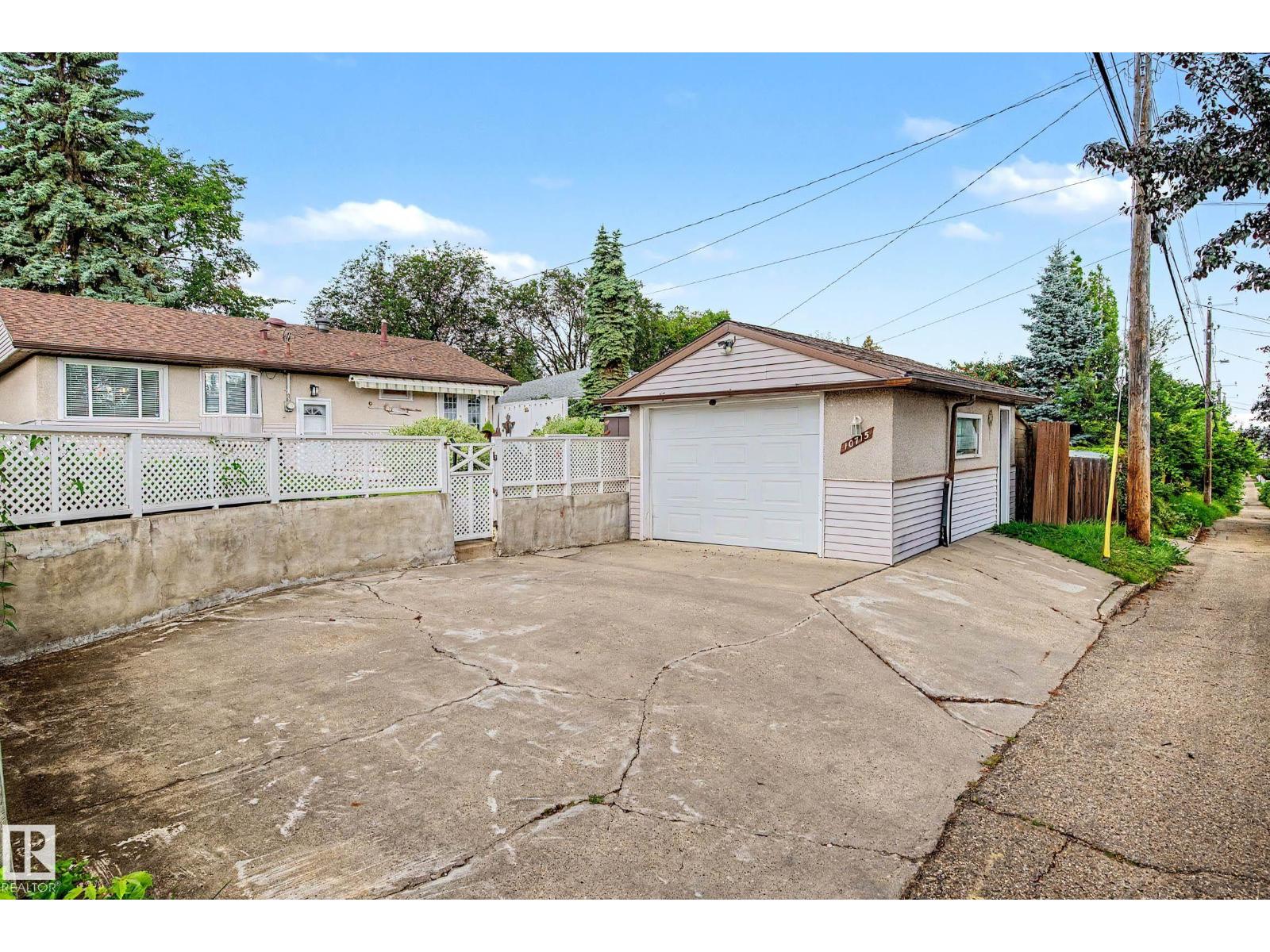 10715 50 ST NW - Image 52